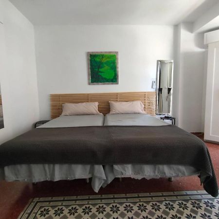 Flat2 Studio 150M From The Beach With Pool توري ذيل مار المظهر الخارجي الصورة